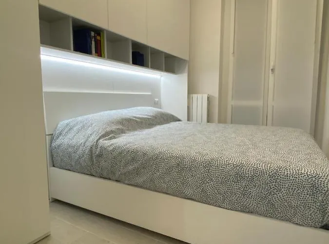 Lady Indigo San Siro Apartamento *